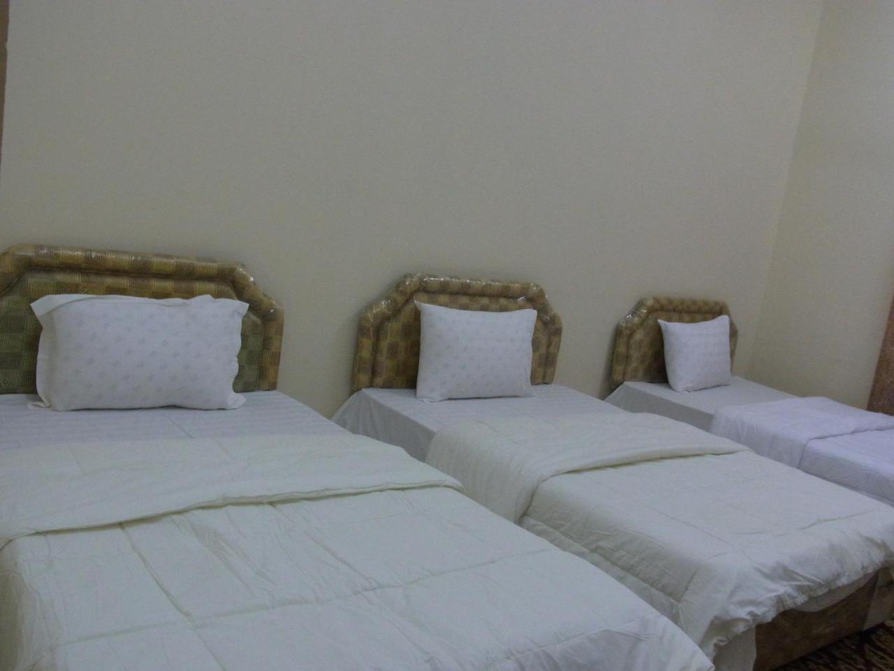 Al Ghazlan Hotel Sinaw Ruddah ภายนอก รูปภาพ
